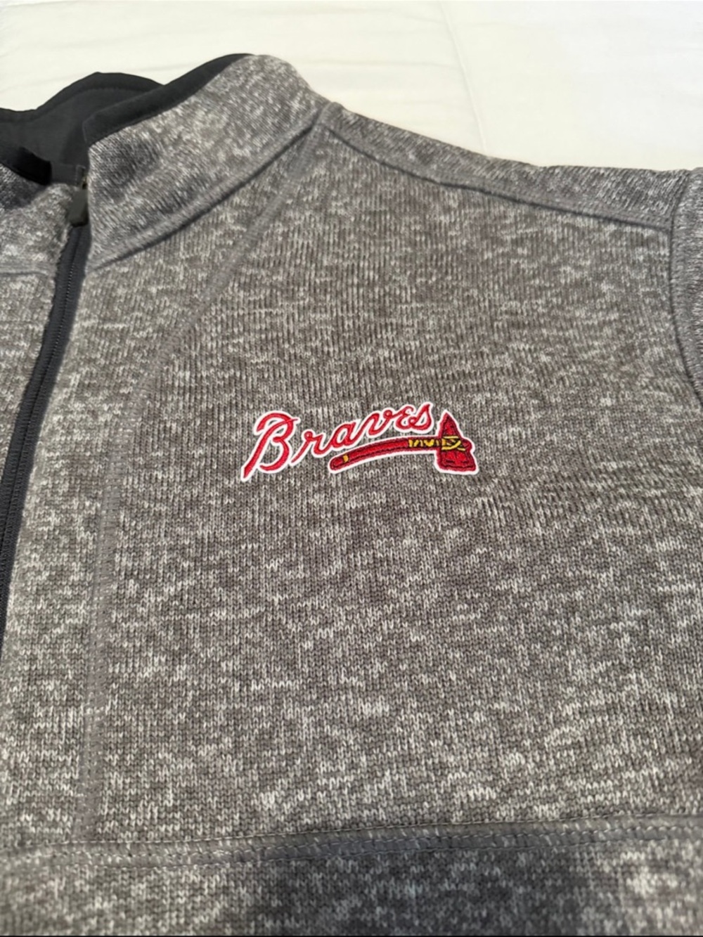 Atlanta Braves Antigua Qzip - Picture 3 of 5